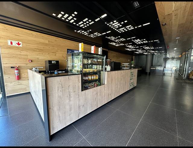 381M² OFFICE TO LET IN SANDTON CENTRAL